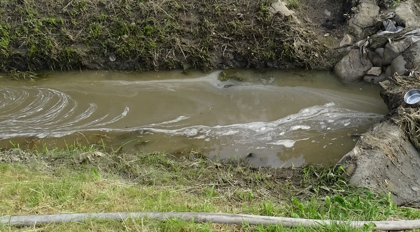 Ciek i obiekt mostowy